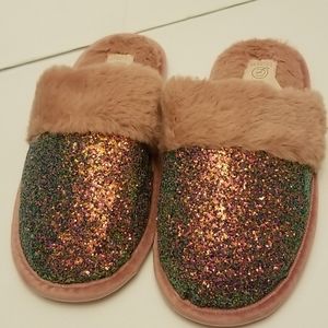 Chinese laundry slippers